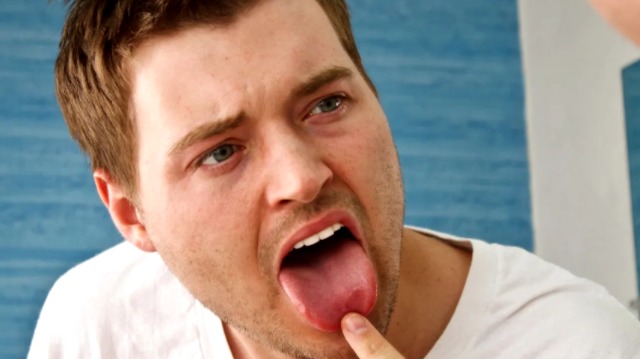 Watch How to use the tongue scraper on Amazon Live