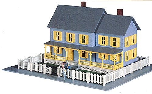 Model Power HO Scale Building Kit - Bella's Farm House