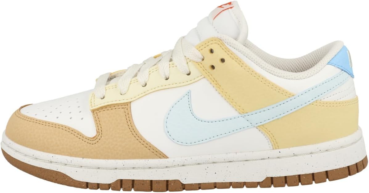 Women's Dunk Low Sneaker