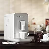 Vista 5 de Smeg Máquina de café completamente automática blanca
