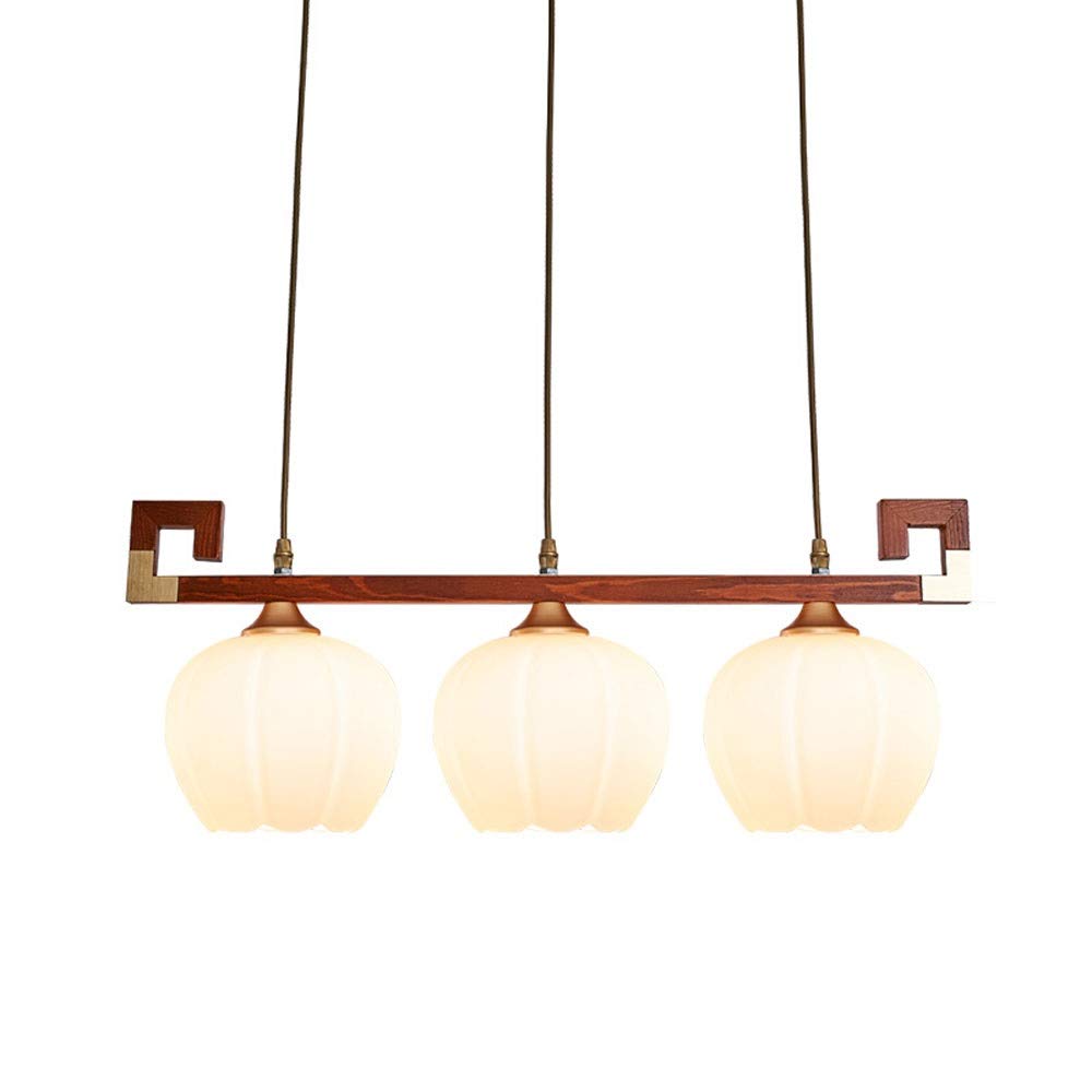 Lustre en acrylique et bois pour illuminer chaleureusement votre salle à manger