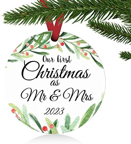 ZUNON Christmas Ornaments 2023 Our First Christmas as Mr & Mrs Couple Married Wedding Gifts Bridal Shower Gifts Decoration 3" Ornament (Green Mr & Mrs)