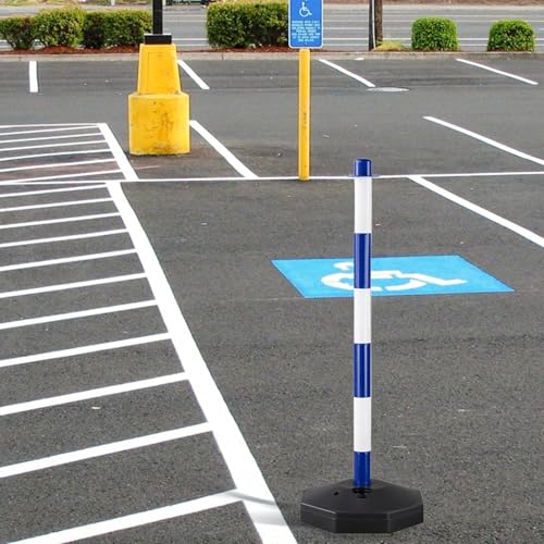 Poteau de signalisation et cônes de délinéation de la circulation anti-choc