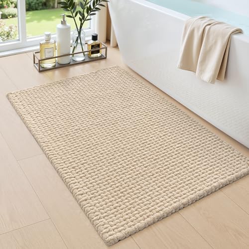 DEXI Tapis Salle de Bain 50 x 80 cm, Super Absorbant et Doux en Chenille, Antidérapant Lavable pour la Douche, Baignoire, Toilettes, Beige