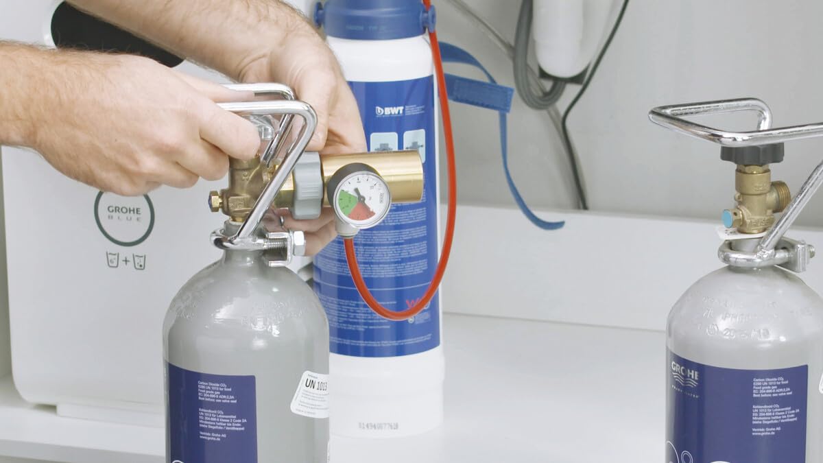 GROHE Blue Professional Bombola CO2 da 2 kg, Adatta per Uso Intensivo Ufficio, per Blue Professional, 40423000