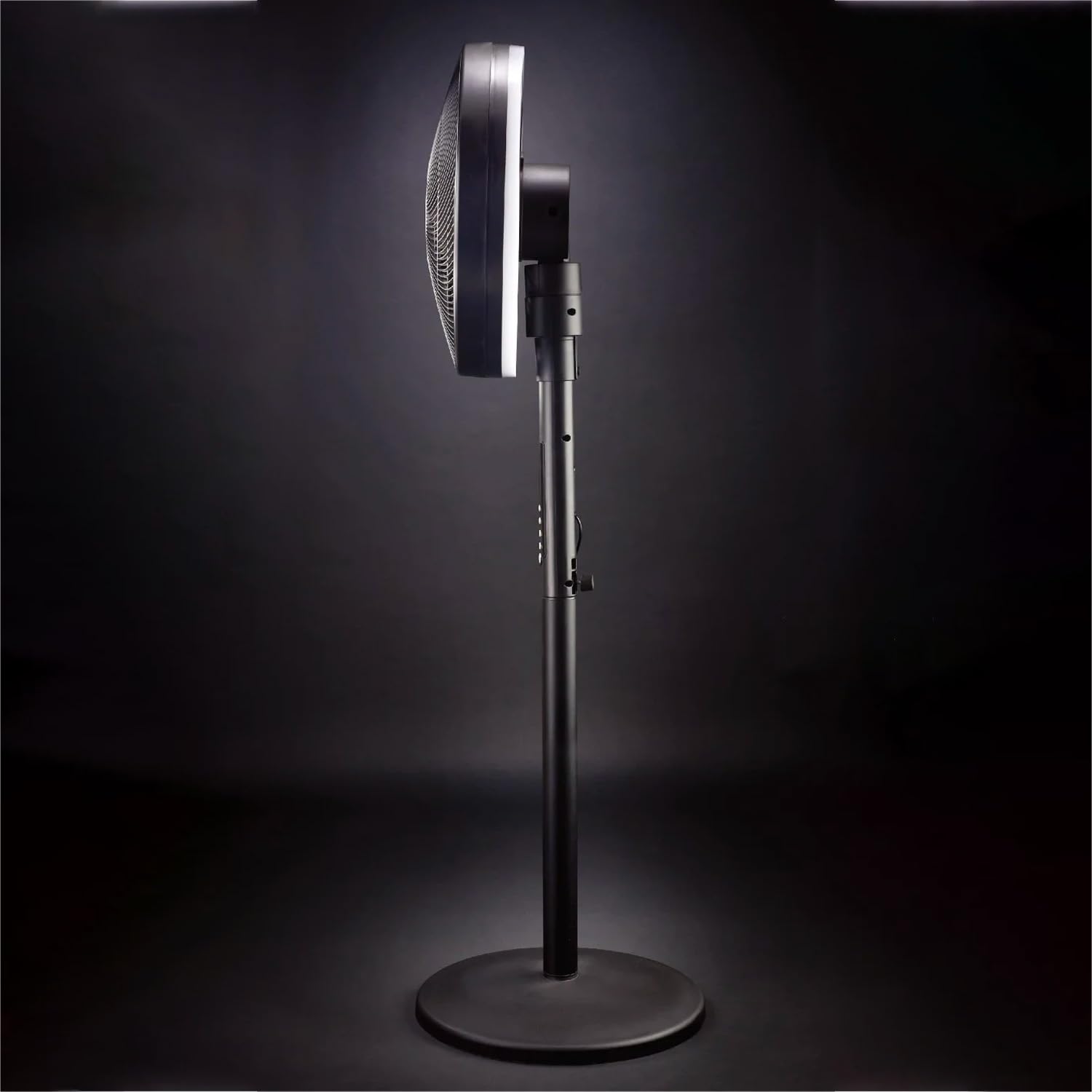 Wintem Wentylator kolumnowy NUUK z timerem, pilotem i diodami LED - nowoczesny design i mocny przepływ powietrza 4 prędkości, 70 W, czarny