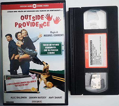 MazzoccStore – VHS – OUTSIDE PROVIDENCE - CECCHI GORI HOME VIDEO (INEDITO IN DVD)