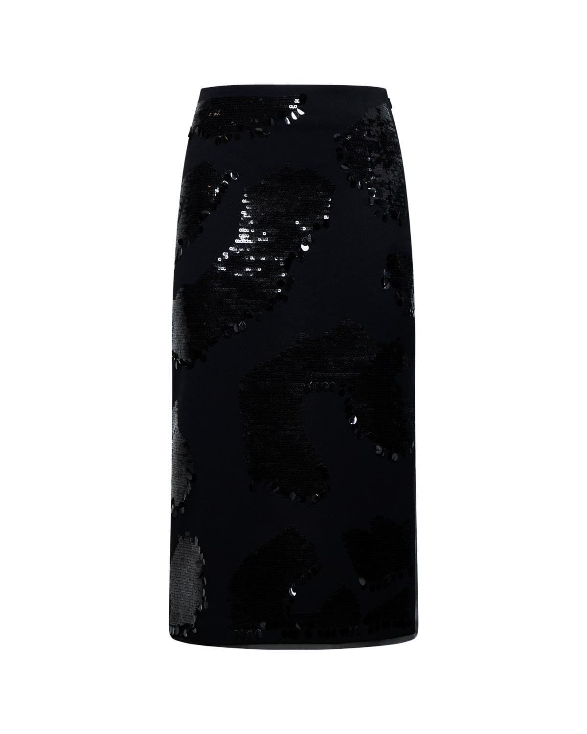 Una gonna dalla linea dritta, interamente ricoperta da paillettes che riflettono la luce con un effetto deciso e compatto.