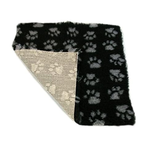 Non-Slip Vet bedding Fleece Dry Pet Beds for Small Pets Off Cuts Approx Size 35cm x 50cm Cover