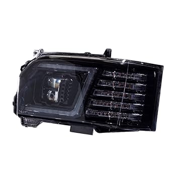 ハイエース　 純正ハロゲンヘッドライト 新車外し品】トヨタ 200系 ハイエース 7型 純正 ハロゲン ヘッド