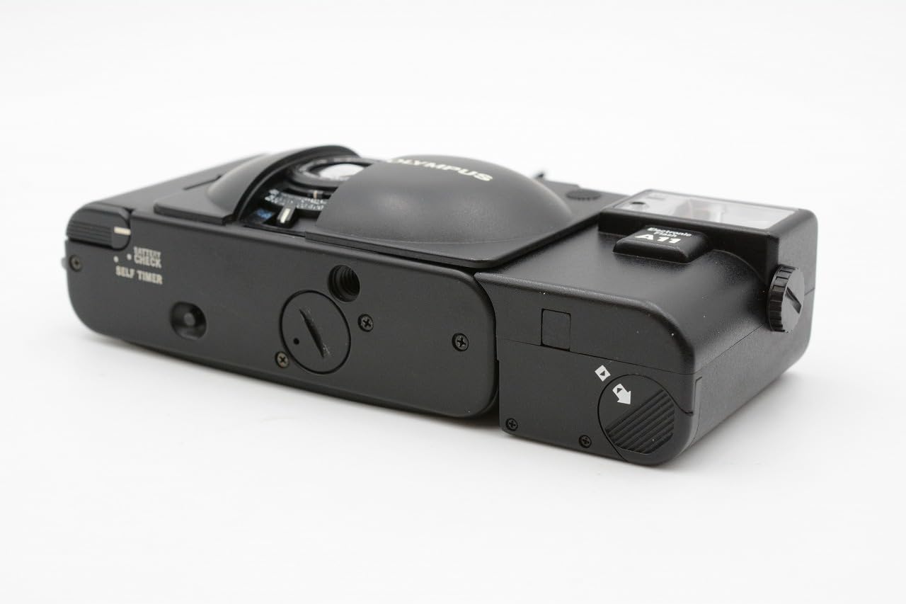 OLYMPUS XA2 35mm f/3.5 + A11 フラッシュ Olympus XA2 – Brooklyn Film Camera