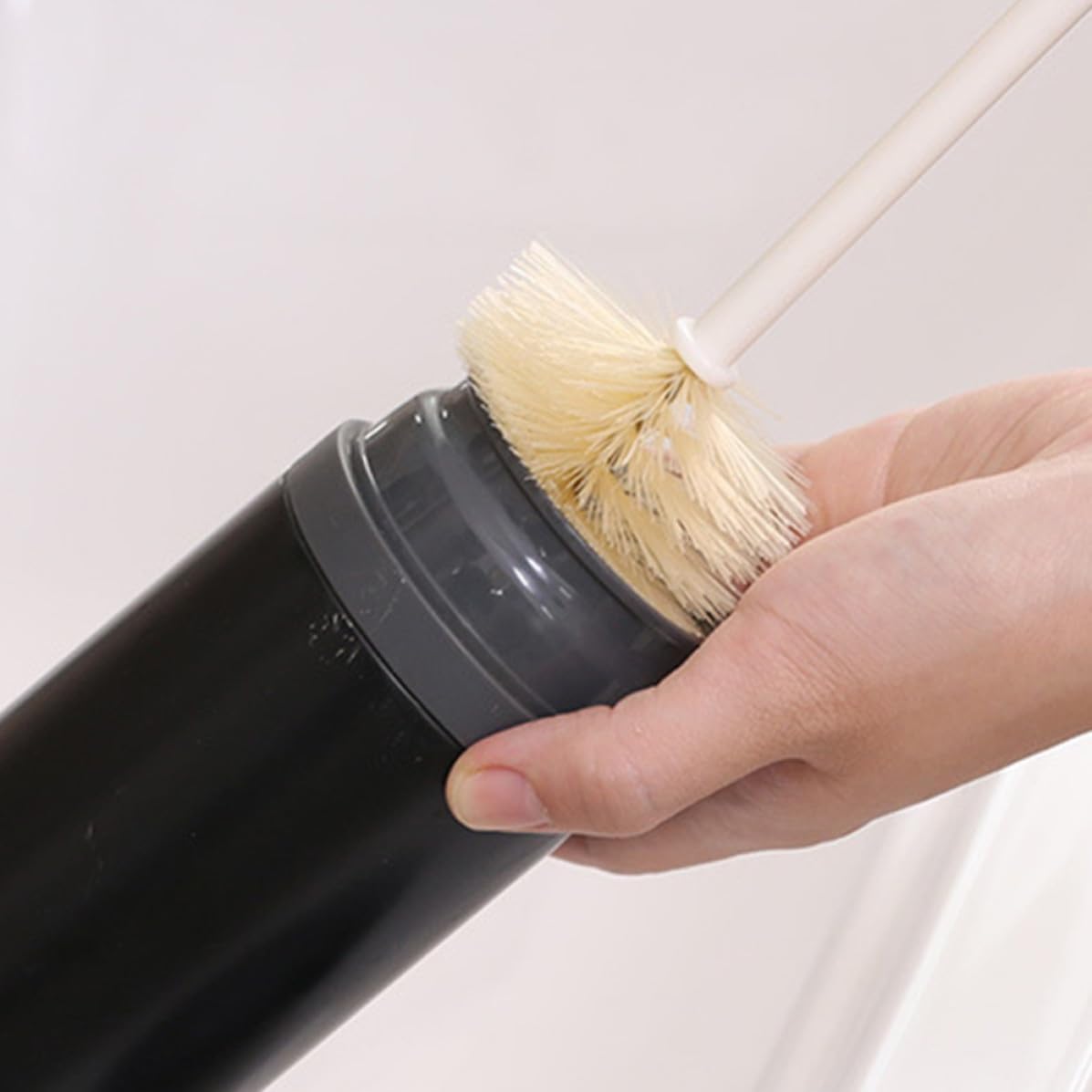 TEHAUX 2pcs Long Handle Nylon Bottle Cleaning Brushes for Water Bottles and Cups Effective Stubborn Stain Remover Beige Plastic Handle for Blenders