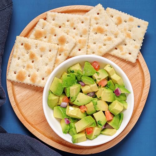 Image of Premium Original Saltine Crackers, Lunch Snacks, Family Size, 24 oz