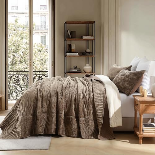 Image of Velvet Super King Size Quilt, Oversized California Comforter Set Mocha Brown Bedding Set (130 inch*118 inch) with 2 Pillow Shams, Luxurious Quilt Set,All-Season 3 Pieces