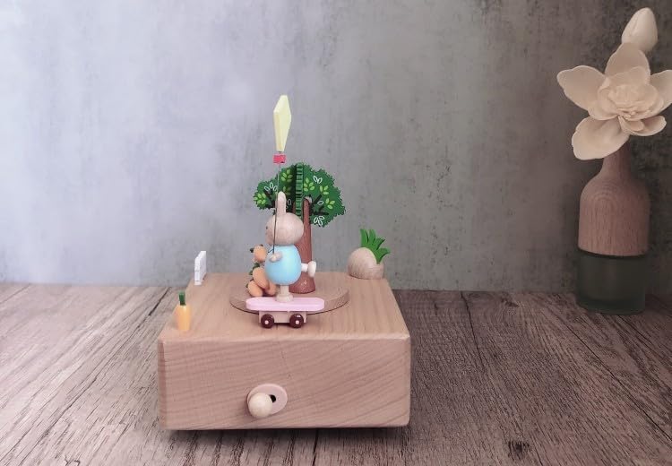 ウサギのフィギュア付き木製オルゴール
