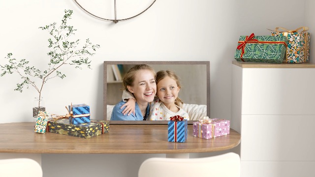 Amazon.com : NexFoto 32 Inch Large Digital Picture Frame 64GB