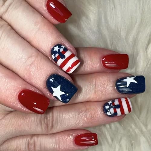24 個独立記念日テーマ付け爪ショートスクエアプレス光沢のあるスターレッドラインアクリル女性のためのネイルデコレーション