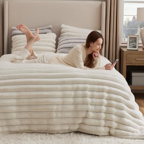 Image of Bedsure Faux Fur Queen Comforter Set - Beige Fluffy Comforter Queen Size, Soft and Cozy Shaggy Bedding Comforter Sets, Winter Warm Luxury Fuzzy Bed Set 3 Pieces, 1 Comforter and 2 Pillowcases