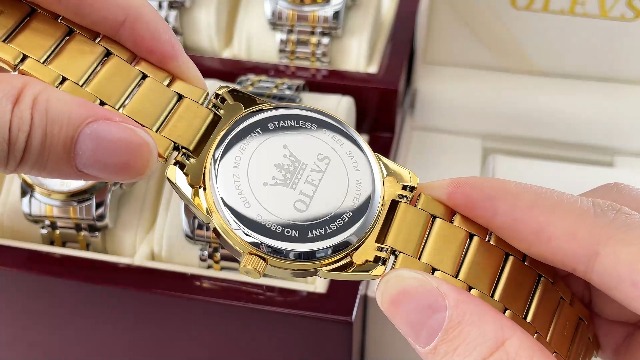 Amazon.com: OLEVS Gold Watches for Men Black Face Stainless Steel