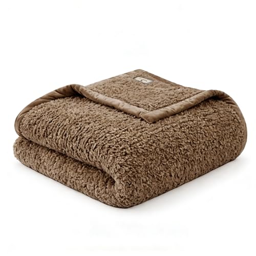 Woolrich Burlington Berber Blanket Super Soft, Cozy Lightweight Cover with Luxurious Velvet Binding, Modern Trendy All Season Bedspread Bedding-Set, Full/Queen 90" W x 90" L Brown