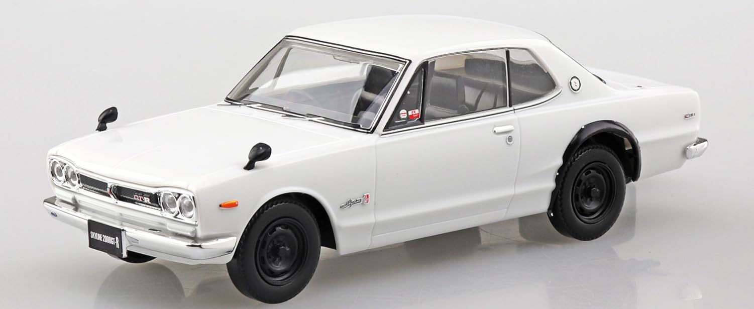 Aoshima Nissan C10 Skyline 2000GT-R - Kit modellino a scatto in scala 1:32, colore: Bianco