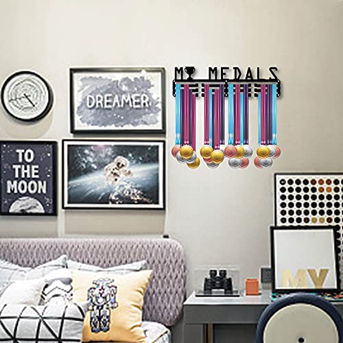 CREATCABIN Medaille Houder Medailles Display Stand Muur Mount Hanger Decor Roestvrij Staal Opknoping voor Thuis Badge Opslag 3 Rung Medalist Combinatie van Engels Woorden Mijn Medaille Image Trophy Zwart - Image 8