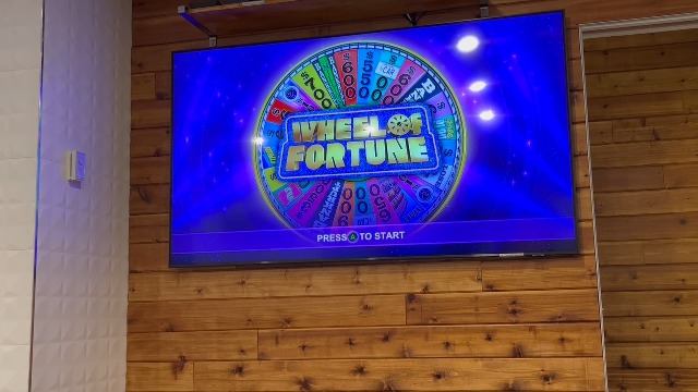 America's Greatest Game Shows: Wheel of Fortune & Jeopardy - Xbox One - Very Good - Used Game - Image 4
