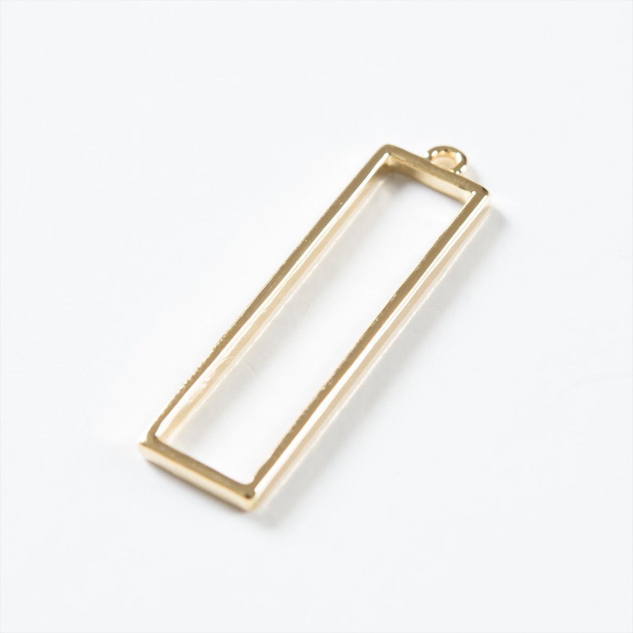 Amazon | 紗や工房 レジン枠 フレーム 細長い長方形 35mm ゴールド 1個