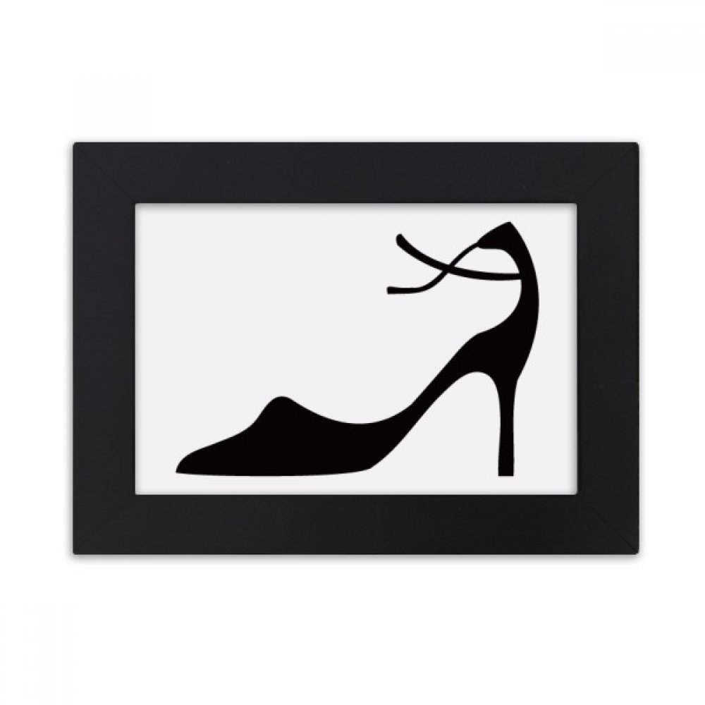 Cuadro de escritorio de tacones altos para decorar tu oficina con un toque moderno