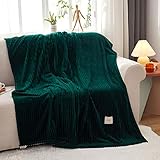 Chifave Green Blanket, Twin Blanket 60'x 80' Throw Luxurious Soft Fluffy Comfortable Flannel Fleece Couch Bed Adult Blanket for All Season (Dark Green)