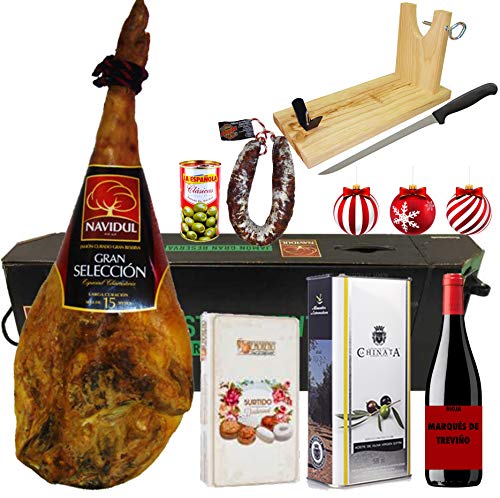 Cesta de Navidad con Jamón Gran Reserva Selección Navidul, Caja de Dulces Navideños, Chorizo, Aceitunas, Vino Rioja Marqués de Treviño, Aceite de Oliva Virgen Extra La Chinata, Jamonero y Cuchillo.