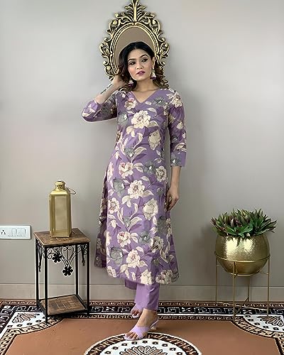 Image of GoSriKi Women's Cotton Blend Printed Kurta with Pant