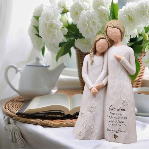 Figura decorativa abuela y nieta en resina pintada a mano miniatura 4
