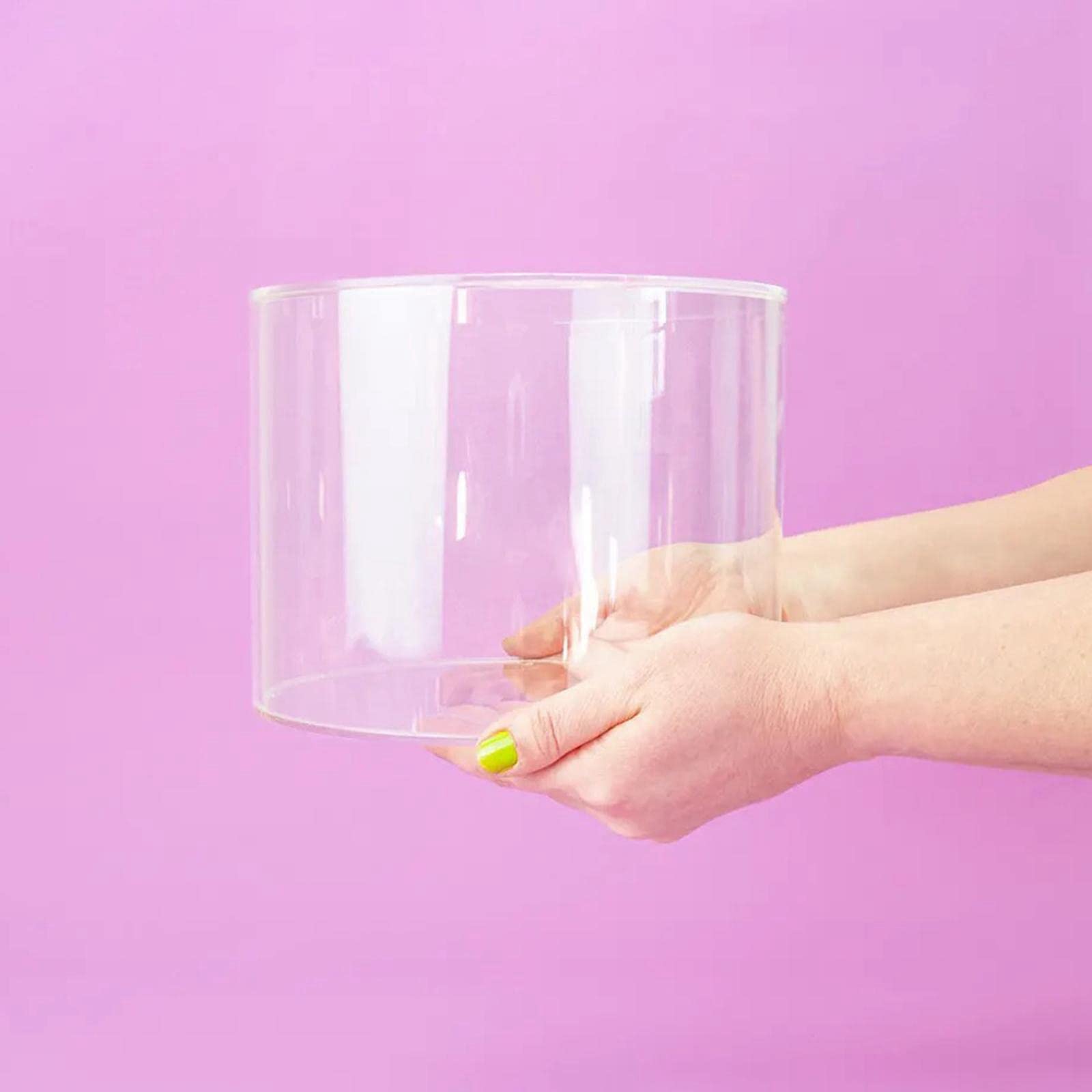 Akrylowy cylinder ekspozycyjny okrągły dekoracyjny wypełniany blat na ślub 25 cm
