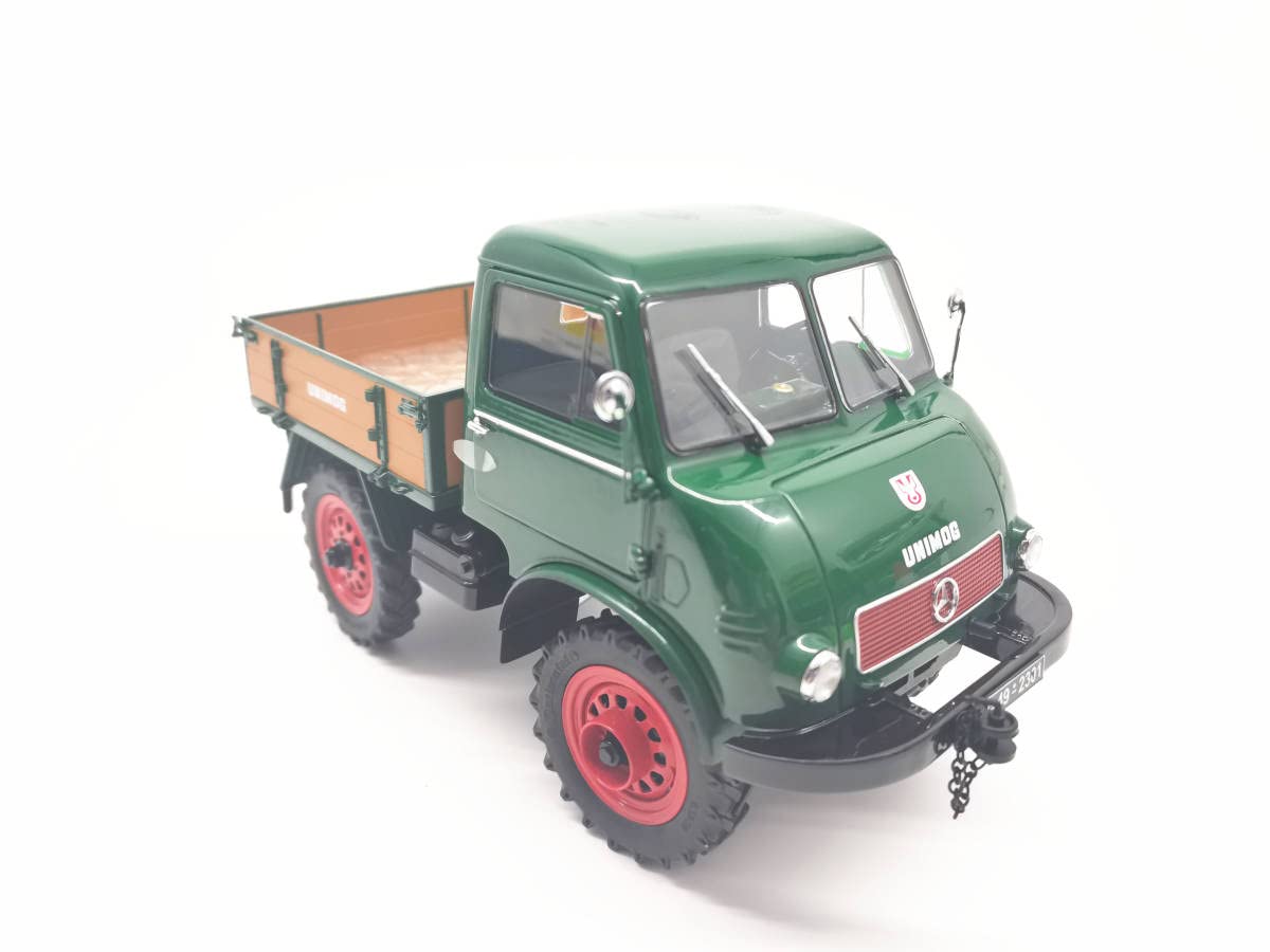 Amazon | シュコー 1/18 ベンツ ウニモグ Unimog 401 X9 | ミニカー