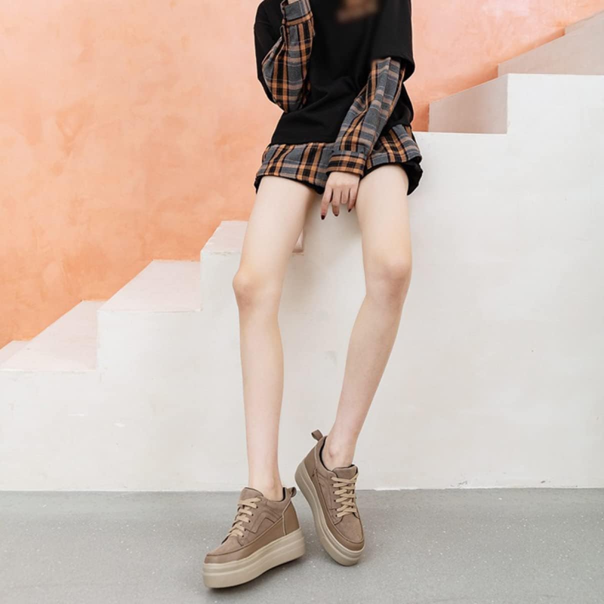 ダキシ] インヒールスニーカー レディース 厚底スニーカー 運動靴 シークレットシューズ ヒールアップ 厚底 軽量 通気 美脚 疲 レディース 厚底  軽量 レースアップ インヒール スニーカー 黒 シークレットシューズ 厚底スニーカー ダッドシューズ レディース 7cm 疲れない ... [ダキシ] レディース 厚底 軽量 レースアップ インヒール スニーカー 黒 シークレットシューズ 厚底スニーカー ランニングシュー