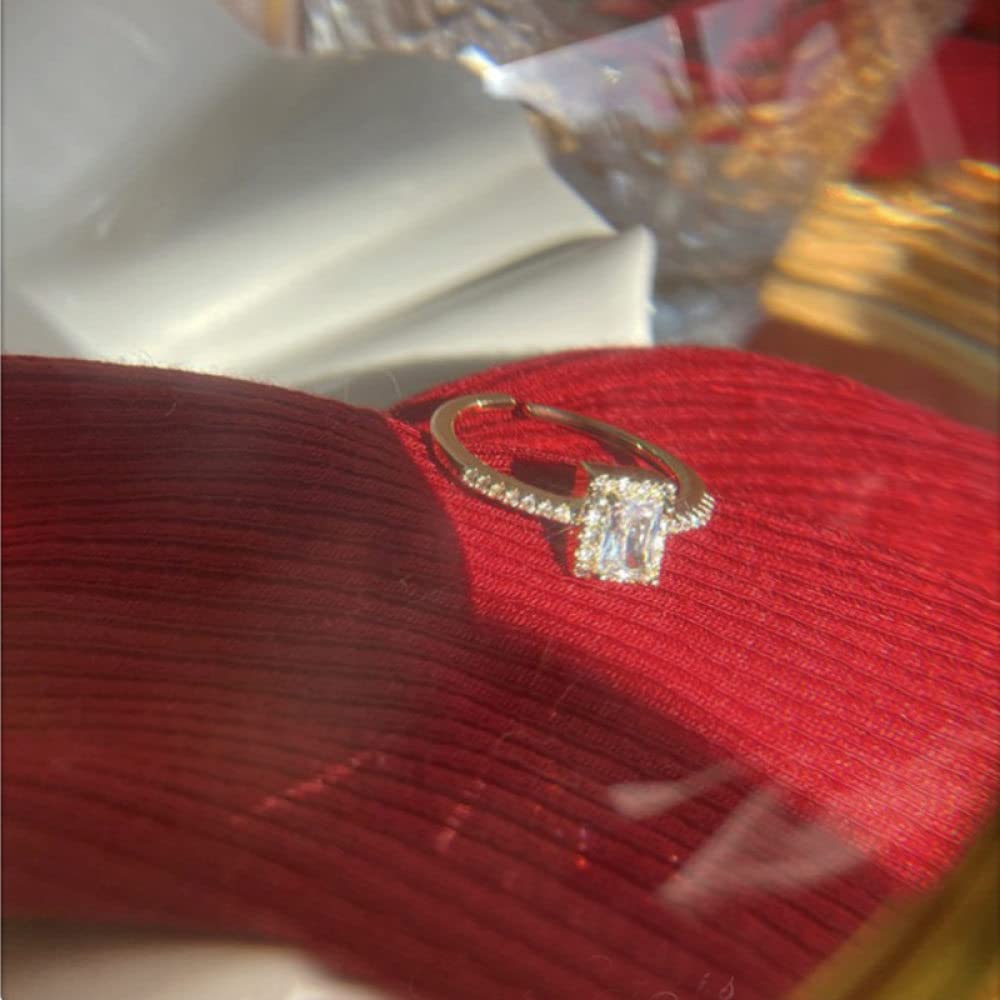Damenringe, vergoldeter Heller Luxus-Zirkon-Super-Flash-Ring, Ins Nischendesign, quadratischer Diamant, kühler Wind, Exquisite Ringöffnung, Trendige Accessoires für Damen
