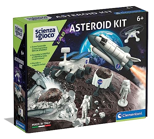 COME GIOCARE: usando martello e scalpello inclusi, i bambini possono scavare nel mattone-asteroide per scoprire gli elementi nascosti; una volta trovati, potranno assemblare lo shuttle e il rover e partire per nuove missioni spaziali