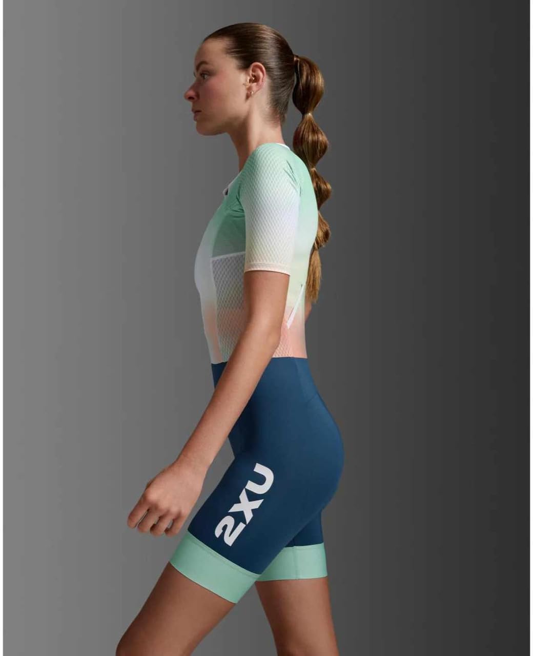 2XU Women's Aero Hex Sleeved Tri Suit