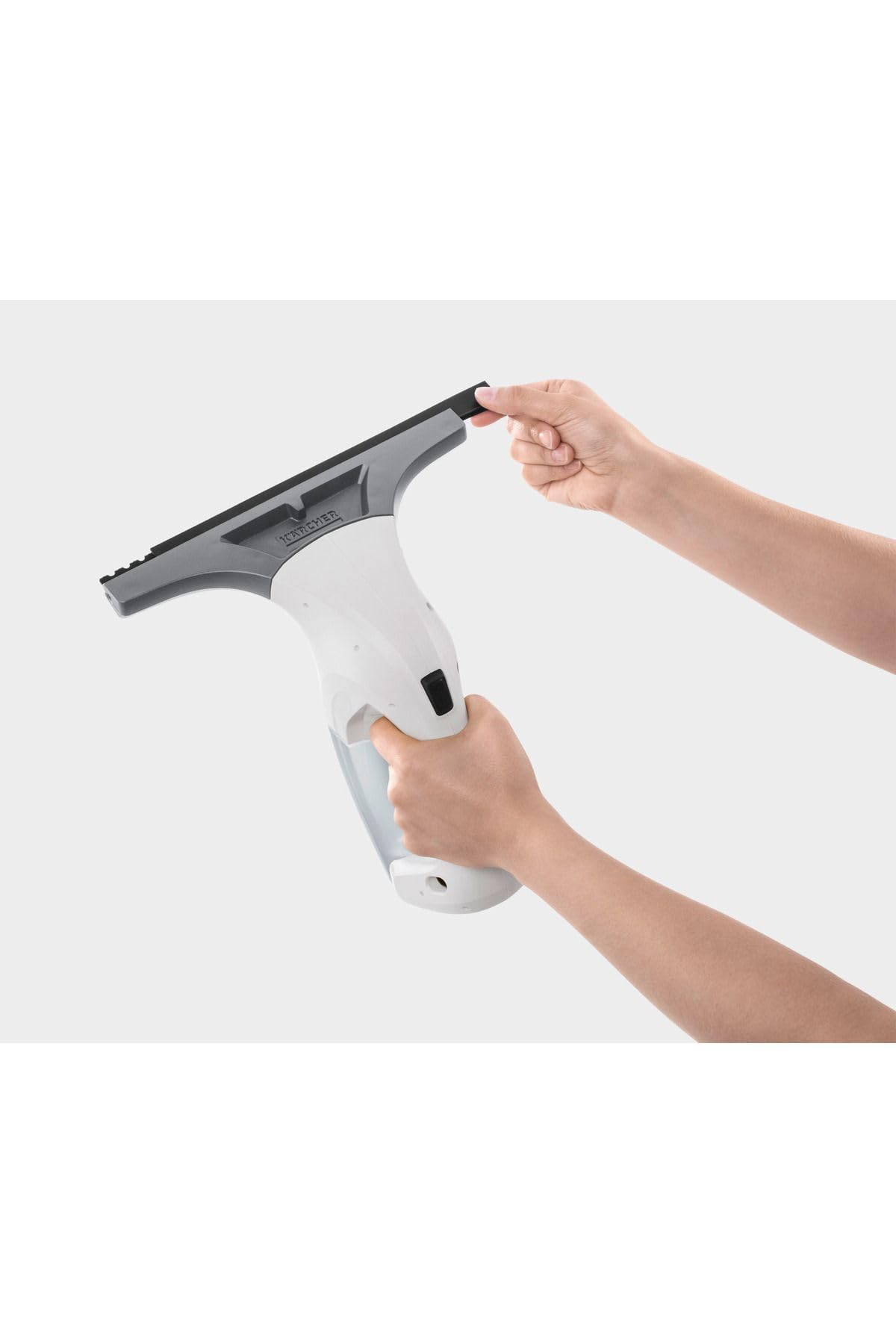 KÄRCHER Limpiadora de Cristales WV 1 Plus, autonomía batería: 20 min, indicador LED Estado batería, depósito Agua Sucia: 100 ml, Peso: 0,5 kg, pulverizador, paño Microfibra, 20 ml detergente
