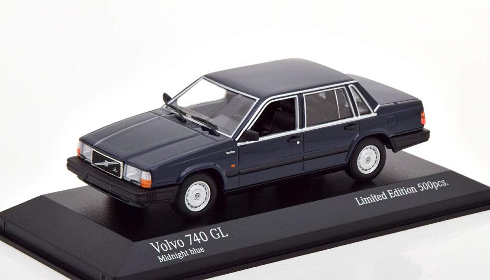 Minichamps Volvo 740 GL Year 1986 Midnight Blue 1:43: Amazon.de: Toys
