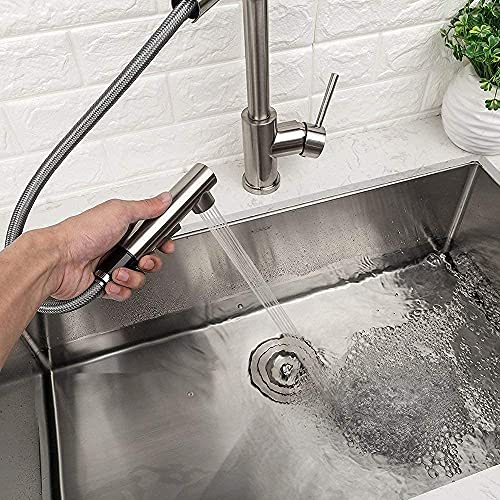 Évier de cuisine extractible mitigeur rotatif multifonctionnel chaud