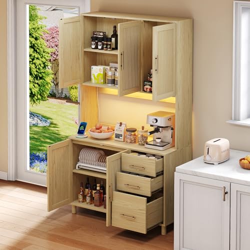 Crlnaup Aparador de cocina de 183 cm, buffet, luces LED decorativas, 2 USB, 2 enchufes, estantes ajustables, 3 cajones, asas de metal doradas, ideal para cocinas y comedores.