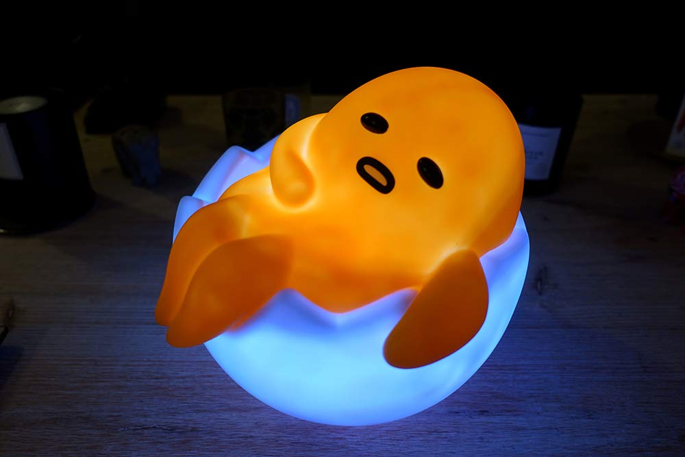 TEKNOFUN Figurine Lumineuse Gudetama Coquille 8cm - Lampe Portable 2 Modes D'Éclairage
