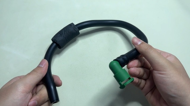 Amazon.com: AUTOKAY F75Z9D289AA Vapor Purge Valve Hose Line Tube