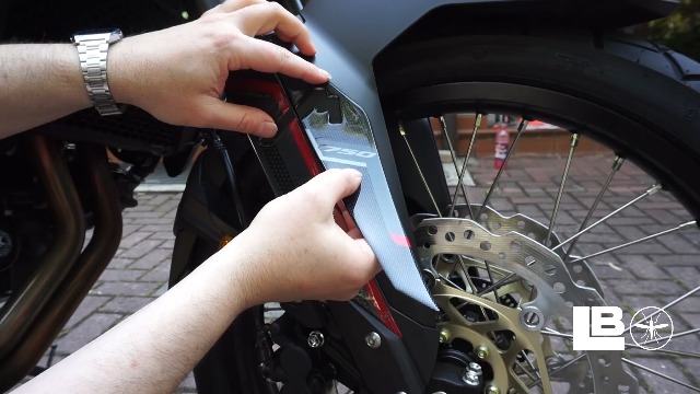 Adesivi 3D Protezioni Parasteli Parafango Compatibili Con Honda Transalp 2023