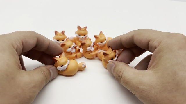 Amazon.co.jp: Pinenjoy 動物 フィギュア キツネ動物置物 ミニ太い狐