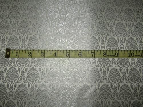 Tissu brocart BRO819 rigide ivoire et argent pour éviter les plis