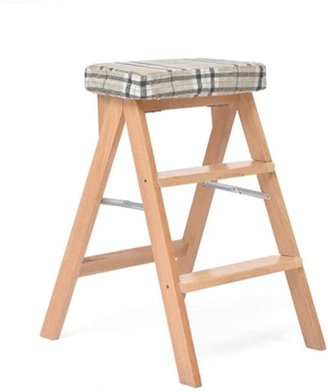 Taburete con escalón de madera plegable para alcanzar estantes altos en la cocina