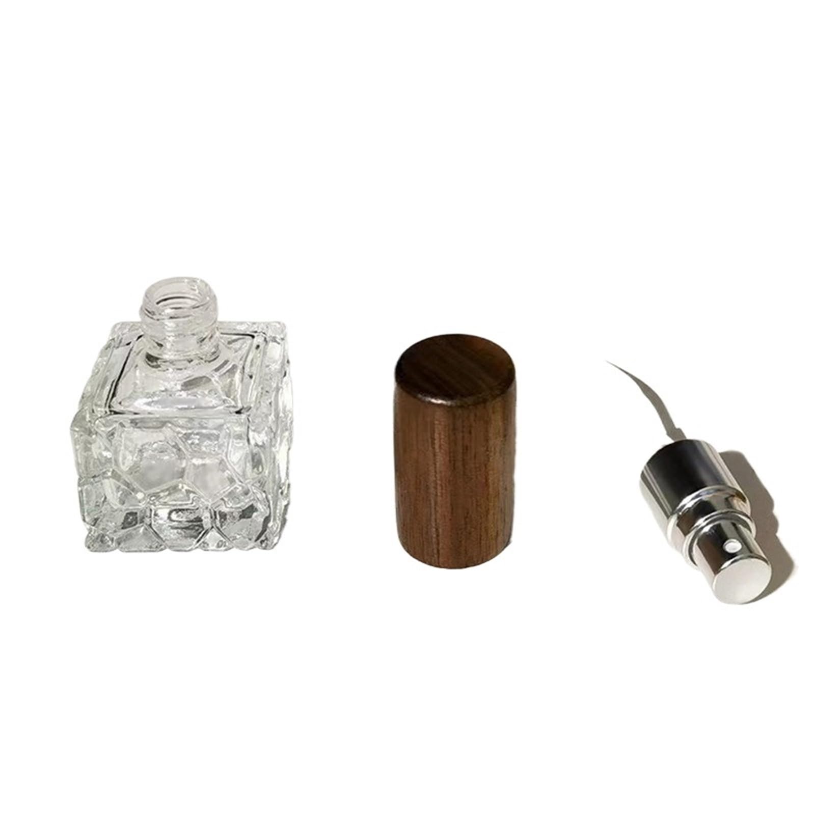 10/30/50 szt. 10 ml przezroczysta szklana butelka perfum kwadratowa butelka z rozpylaczem drewniana nakrętka/aluminiowa nasadka kosmetyczny pojemnik do butelkowania (srebrna nasadka, 10 szt.)